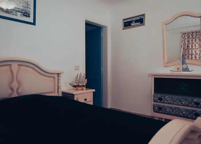 Blue Lagoon Guest house *