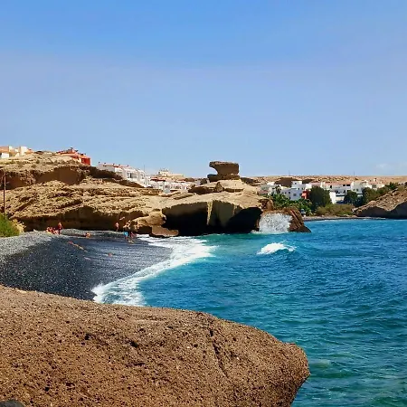 Blue Lagoon بيت ضيافة La Mareta